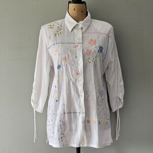 Women's Koret Francisca Floral Embroidered Embellished Button Up Blouse M